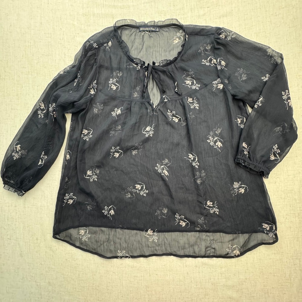 Abercrombie‎ & Fitch Blouse Womens Large Navy Floral Sheer Boho Ruffle Coquette